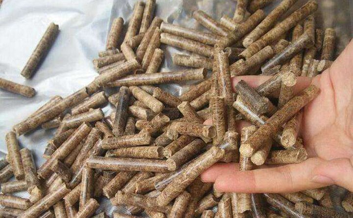 只需4個(gè)步驟就就讓農(nóng)作物秸稈 “變身”為新型綠色能源“木煤”，其優(yōu)異的性能甚至可以“叫板”傳統(tǒng)煤炭。